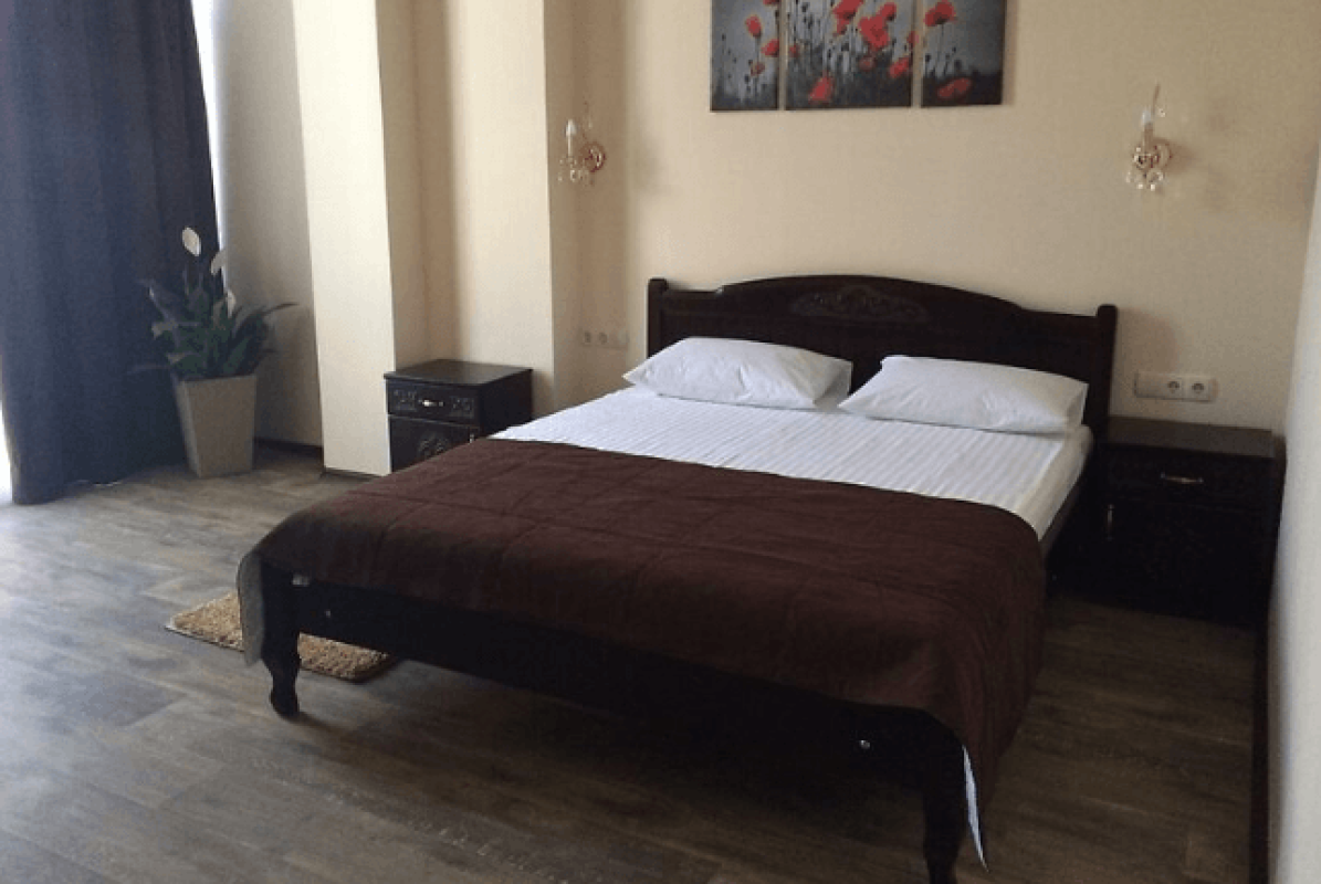 Long term rent 1 bedroom-(s) apartment Petra Hryhorenka Avenue (Marshala Zhukova Avenue) 39