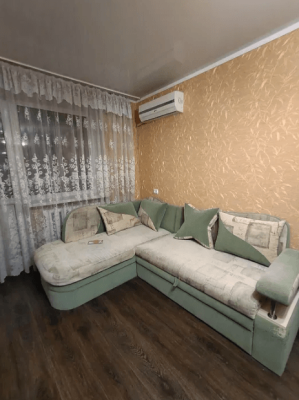 Довгострокова оренда 2 кімнатної квартири Зернова вул. 53б