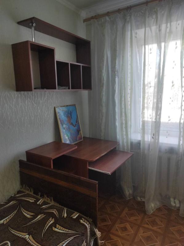 Sale 3 bedroom-(s) apartment 70 sq. m., Metrobudivnykiv Street 42