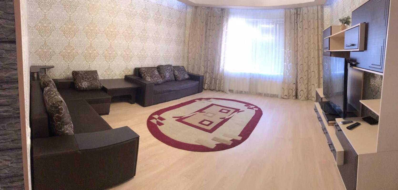 Долгосрочная аренда 3 комнатной квартиры Академика Барабашова ул. 32