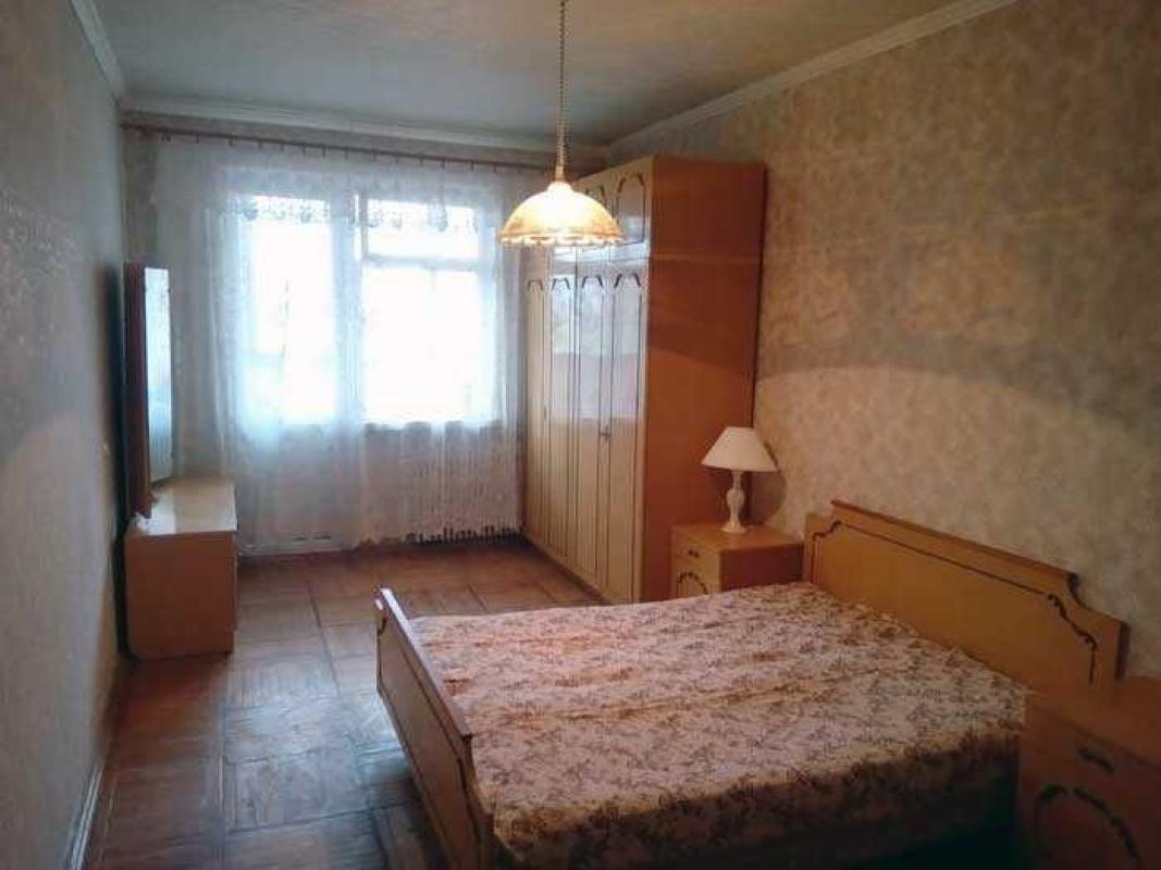 Sale 3 bedroom-(s) apartment 65.1 sq. m., Peremohy Avenue 65а