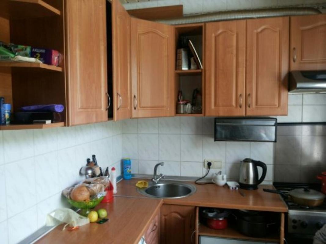 Sale 1 bedroom-(s) apartment 31 sq. m., Hvardiytsiv-Shyronintsiv Street 40б