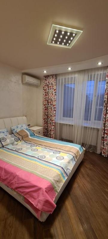 Sale 2 bedroom-(s) apartment 66 sq. m., Kosmichna Street 25