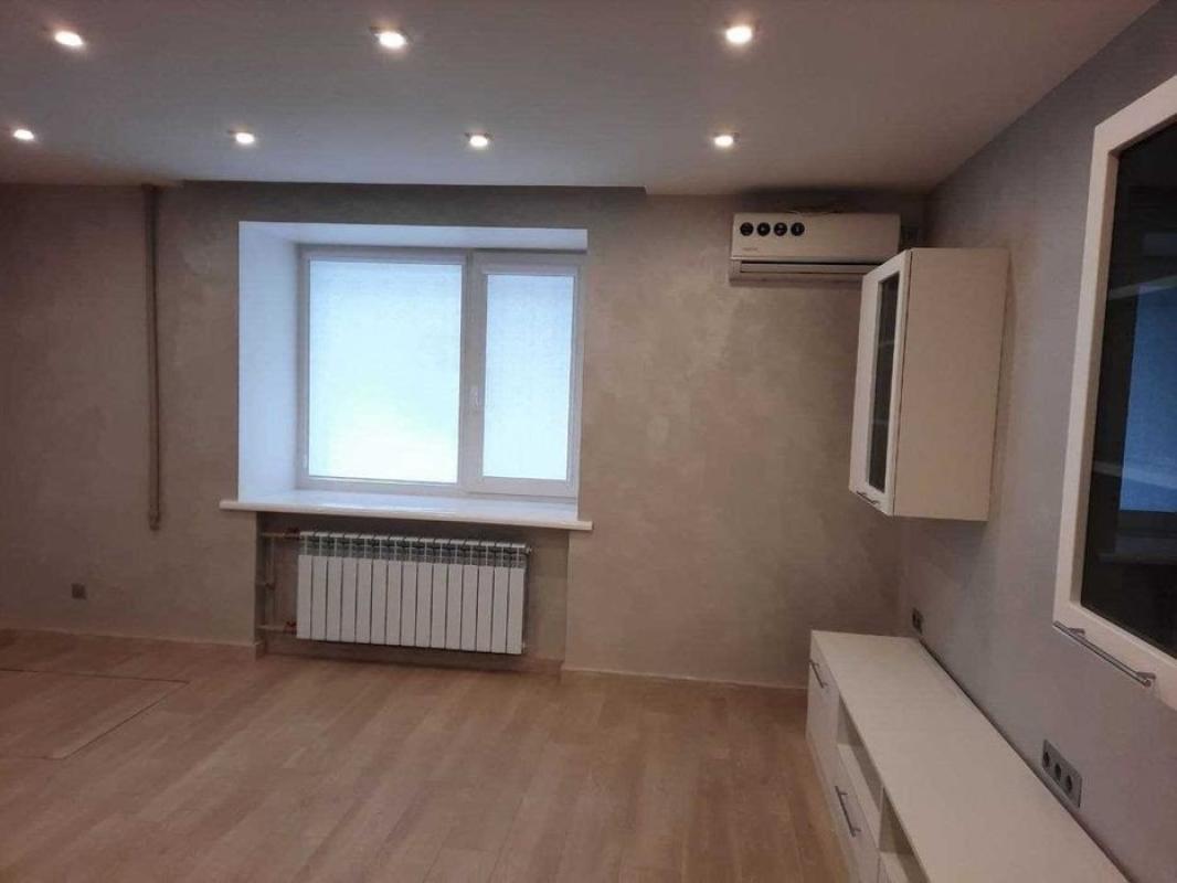 Sale 2 bedroom-(s) apartment 53 sq. m., Shatylivska Street (Lenina Street) 1