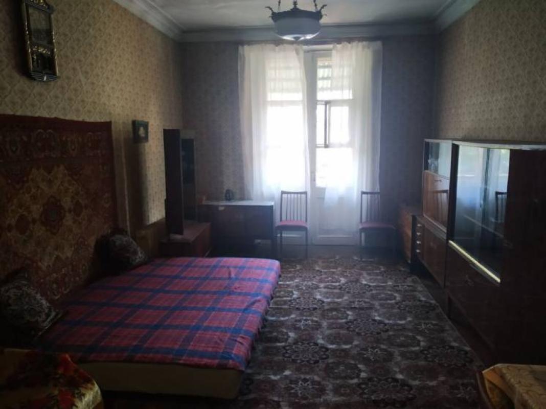 Продажа 2 комнатной квартиры 62 кв. м, Космическая ул.