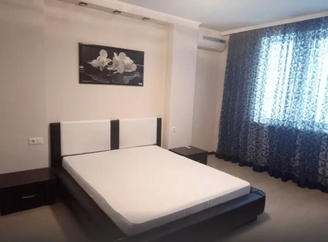 Apartment for sale - Yuvileinyi avenue 61а