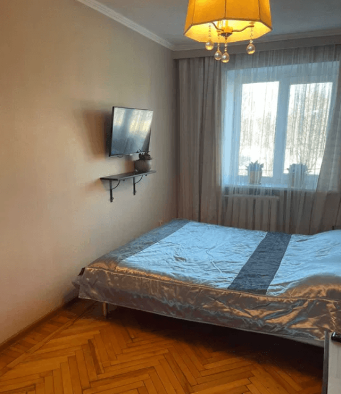 Sale 3 bedroom-(s) apartment 63 sq. m., Rybalka Street