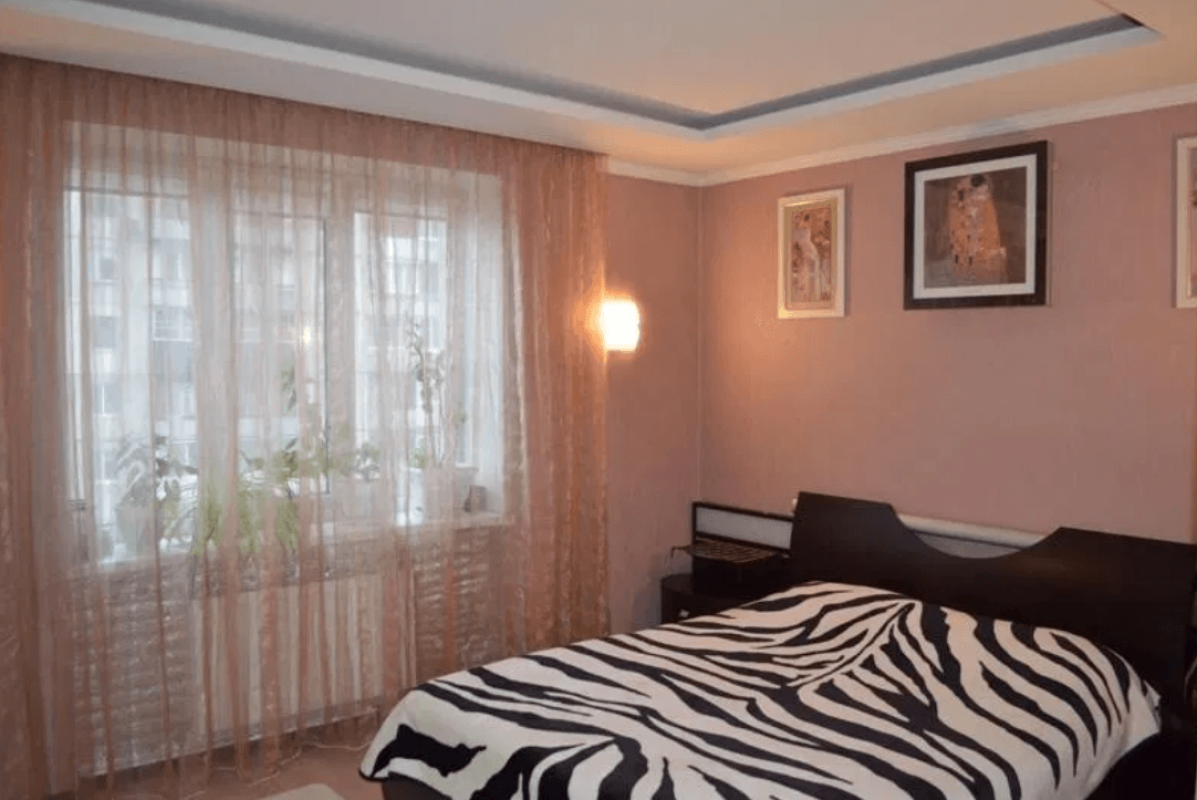 Sale 2 bedroom-(s) apartment 120 sq. m., Lebedynska Street 3