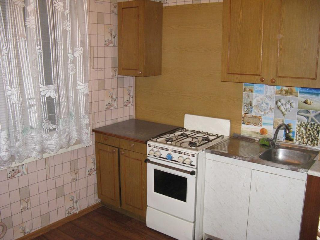 Продаж 1 кімнатної квартири 33 кв. м, Юрія Гагаріна просп. 39
