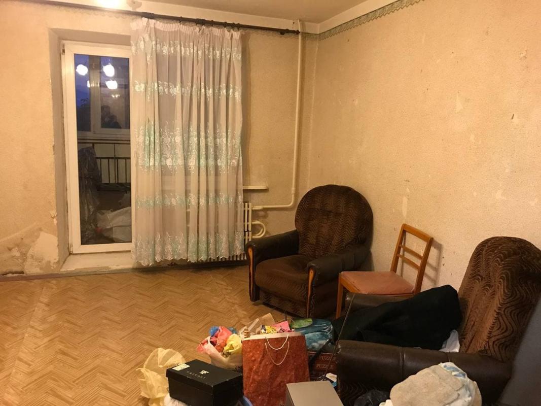 Sale 3 bedroom-(s) apartment 65 sq. m., Zaliska Street 1а