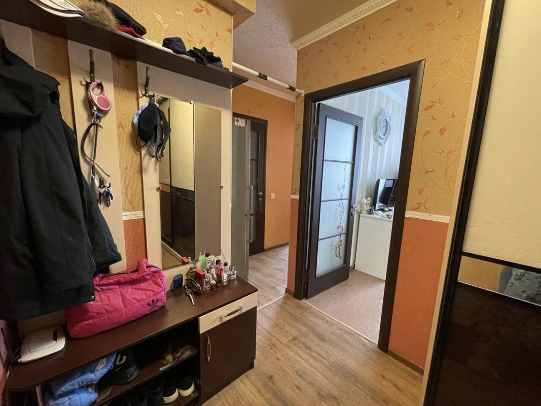 Продаж 2 кімнатної квартири 45 кв. м, Руслана Плоходька вул. 15