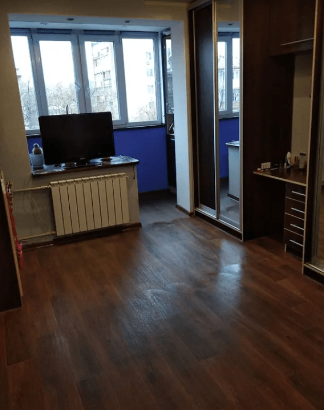 Sale 3 bedroom-(s) apartment 68 sq. m., Tobolska Street 46б