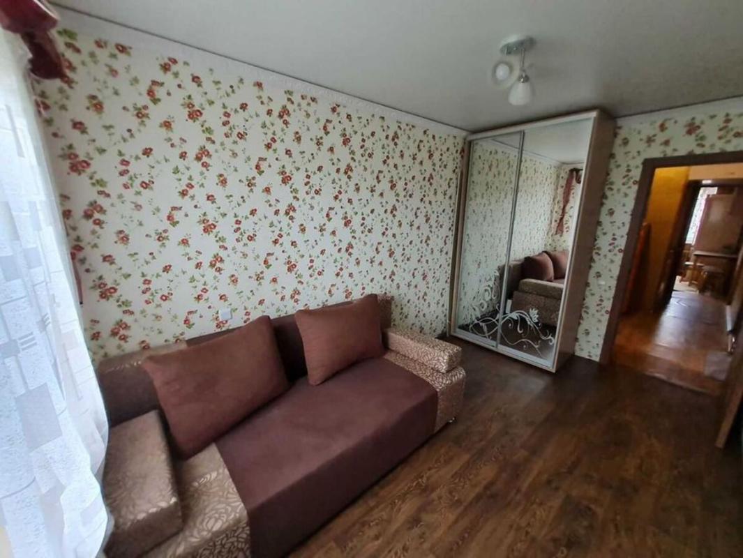 Sale 3 bedroom-(s) apartment 62 sq. m., Hvardiytsiv-Shyronintsiv Street 73в