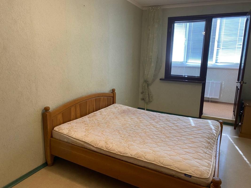 Sale 3 bedroom-(s) apartment 65 sq. m., Arkhitektoriv Street 24