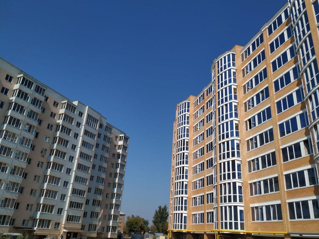 Продажа 2 комнатной квартиры 77 кв. м, Лосевский пер. 2