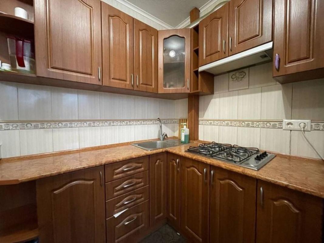 Sale 1 bedroom-(s) apartment 38 sq. m., Hvardiytsiv-Shyronintsiv Street 61а