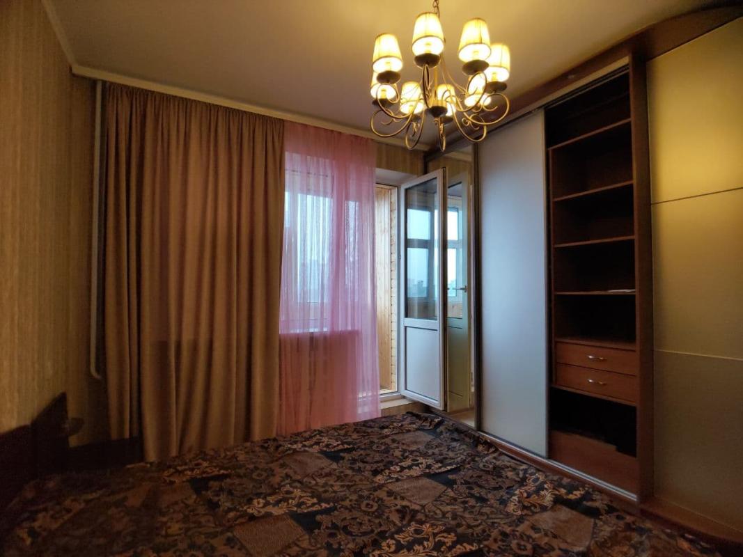 Sale 3 bedroom-(s) apartment 67 sq. m., Nauky avenue 26