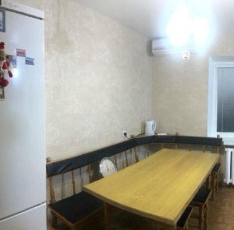 Sale 3 bedroom-(s) apartment 63 sq. m., Klochkivska Street 276