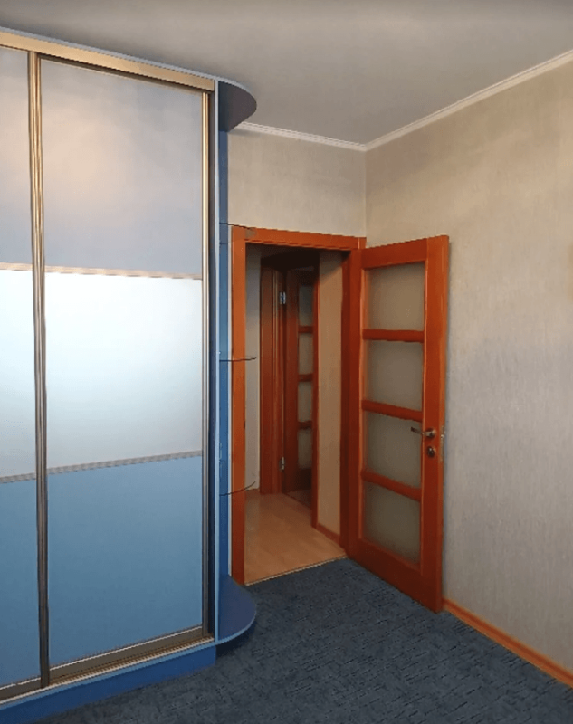 Sale 2 bedroom-(s) apartment 50 sq. m., Traktorobudivnykiv Avenue