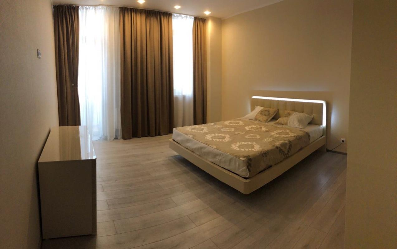 Sale 3 bedroom-(s) apartment 110 sq. m., Petra Bolbochana street (Klaptsova Street) 52