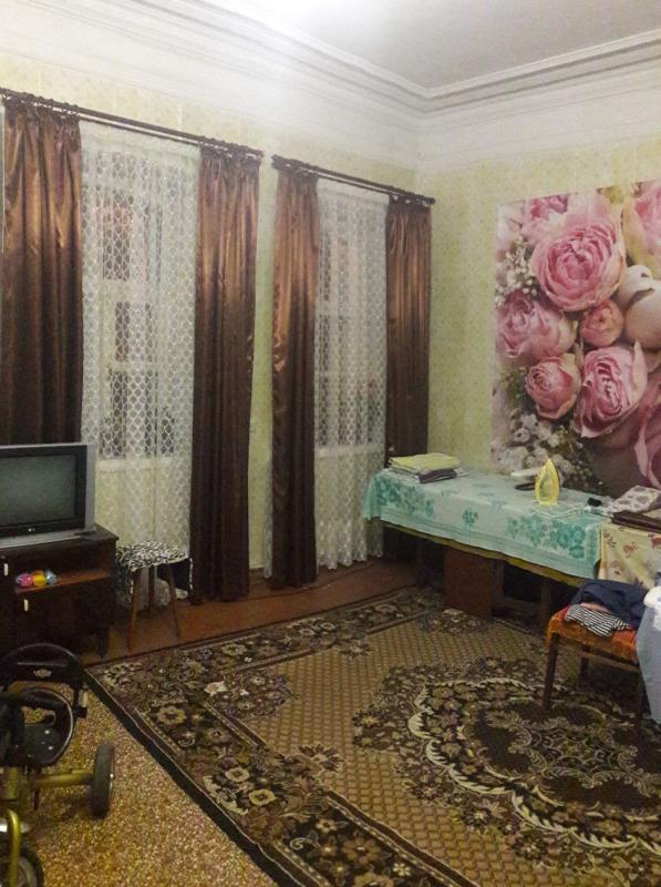 Продаж 3 кімнатної квартири 94 кв. м, Героїв Харкова просп. 31