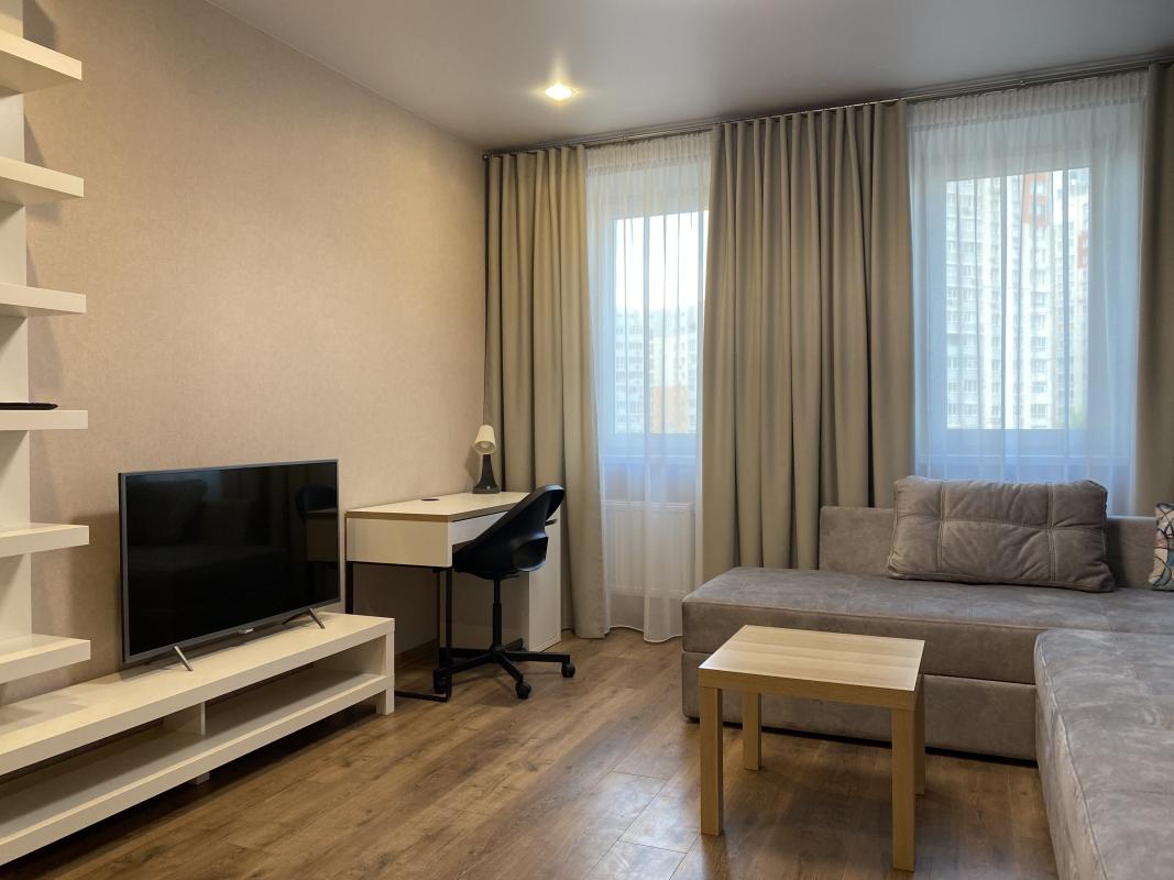 Long term rent 1 bedroom-(s) apartment Zalyvna Street 2