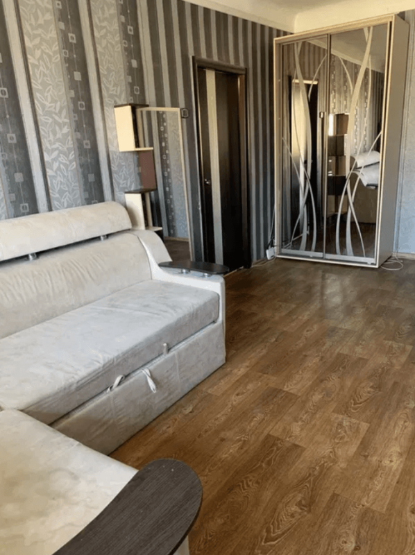 Long term rent 1 bedroom-(s) apartment Kyrhyzka Street