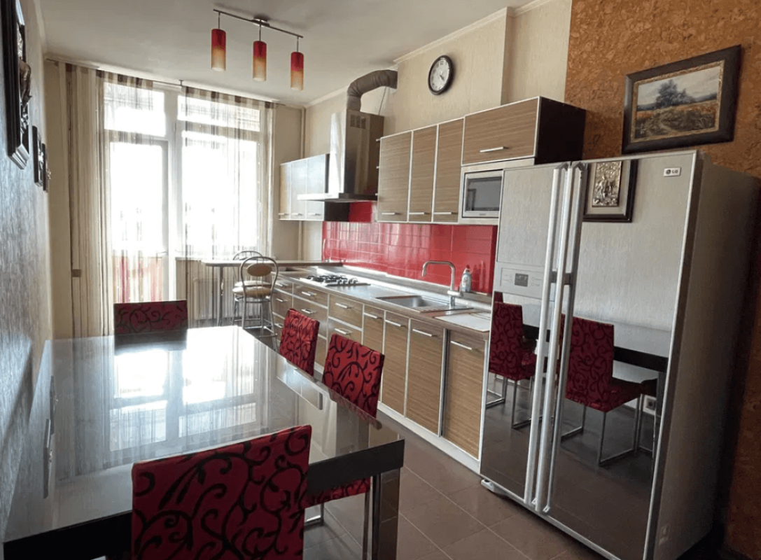 Long term rent 2 bedroom-(s) apartment Petra Bolbochana street (Klaptsova Street) 52