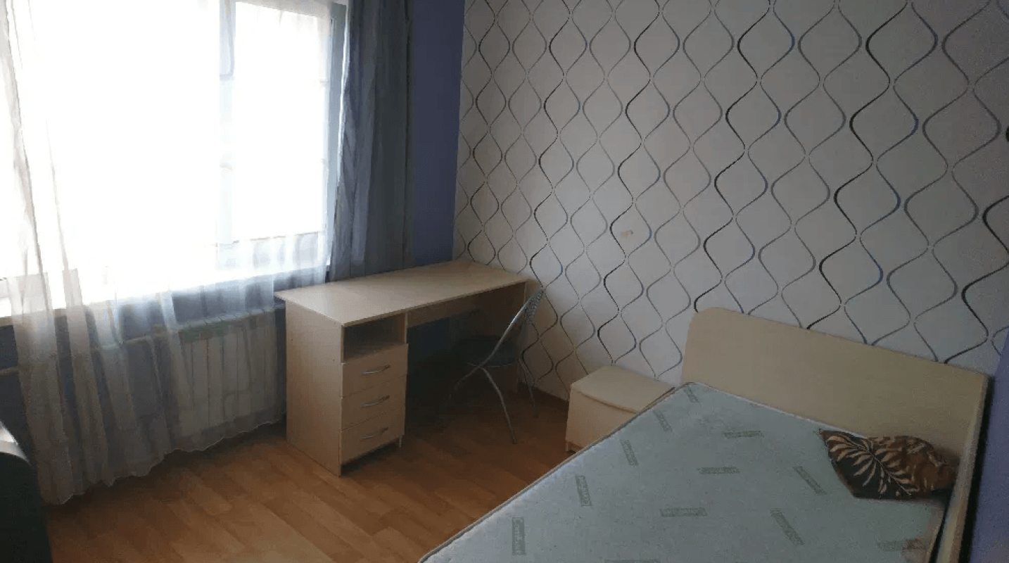 Довгострокова оренда 3 кімнатної квартири Клочківська вул. 148а