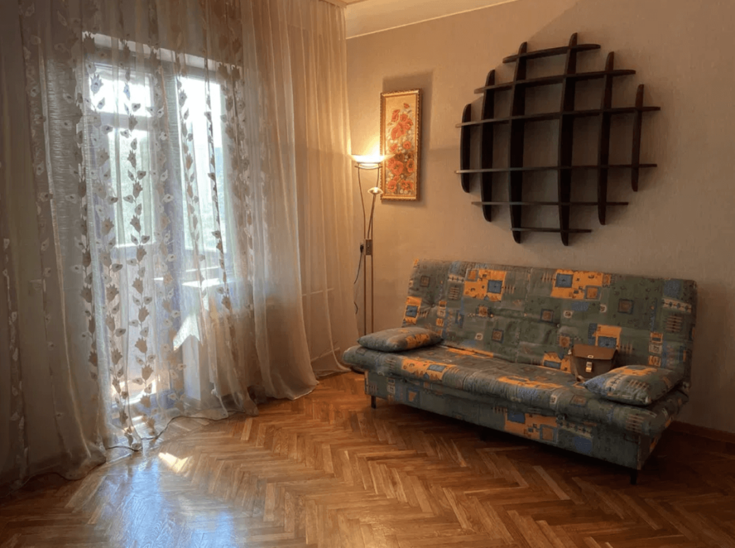 Довгострокова оренда 2 кімнатної квартири Маршала Бажанова вул. 12