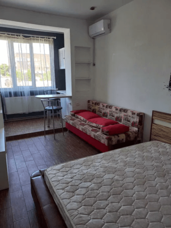 Sale 1 bedroom-(s) apartment 22 sq. m., Yaroslavska Street 21
