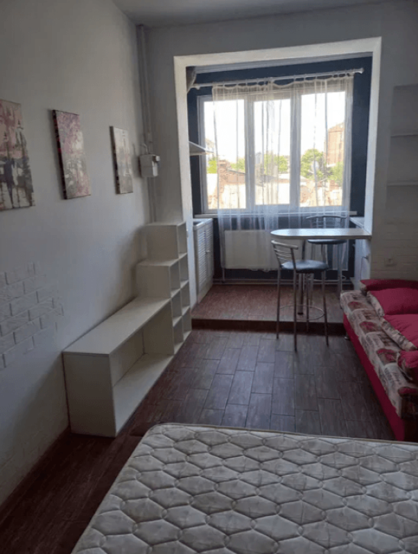 Sale 1 bedroom-(s) apartment 22 sq. m., Yaroslavska Street 21