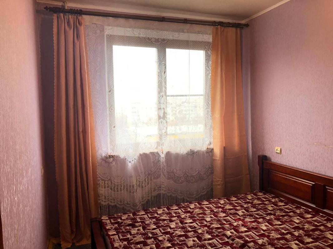 Продаж 2 кімнатної квартири 48 кв. м, Гвардійців-Широнінців вул. 62