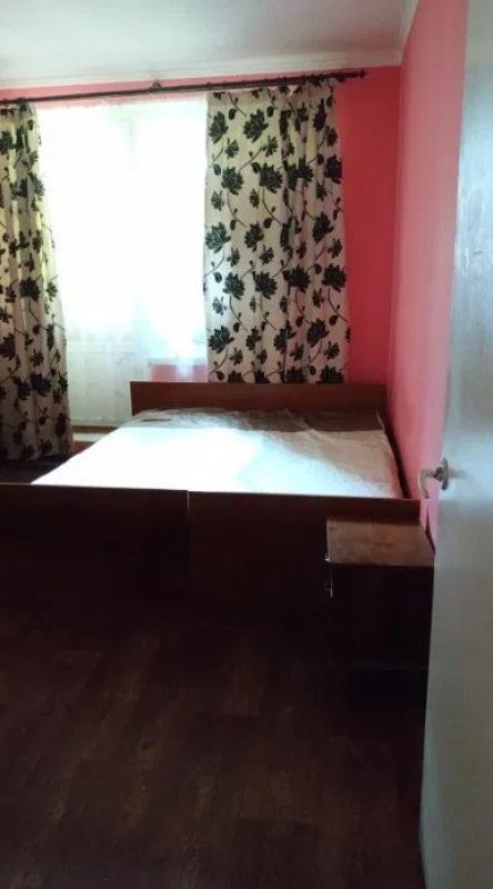 Long term rent 3 bedroom-(s) apartment Dmytra Kotsyubayla Street (Derzhavinska Street) 2