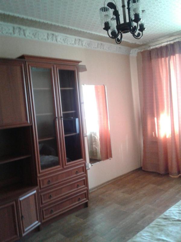 Продаж 2 кімнатної квартири 62 кв. м, Гвардійців-Широнінців вул. 72а