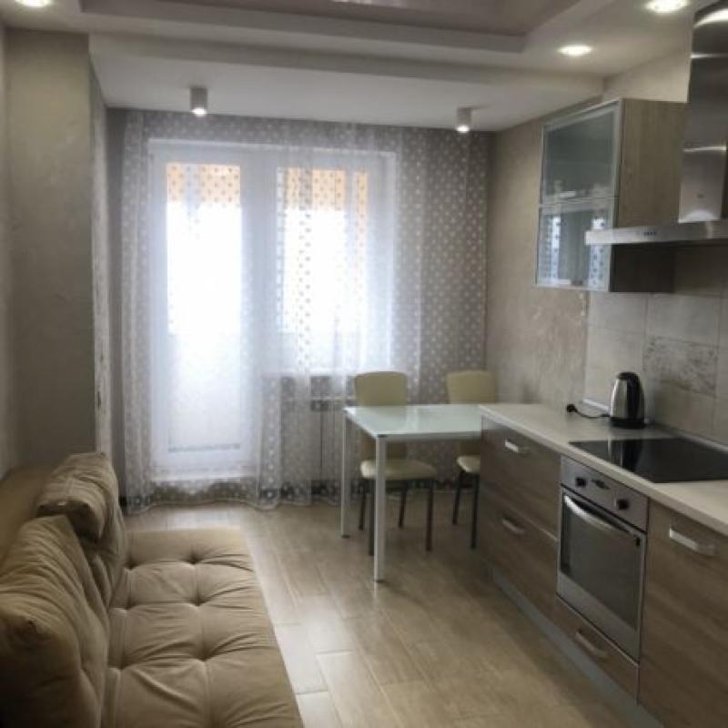 Sale 2 bedroom-(s) apartment 50 sq. m., Mykhailyka street (Vysochynenka Street) 15