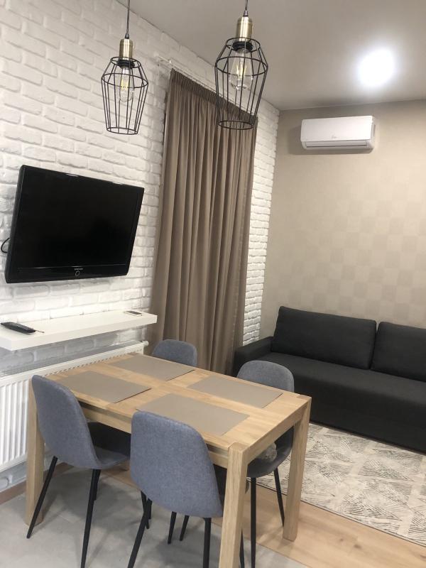 Long term rent 2 bedroom-(s) apartment Myronosytska Street
