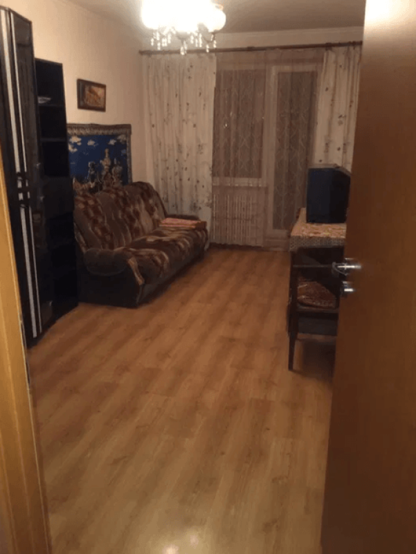 Долгосрочная аренда 3 комнатной квартиры Академика Павлова ул. 311а