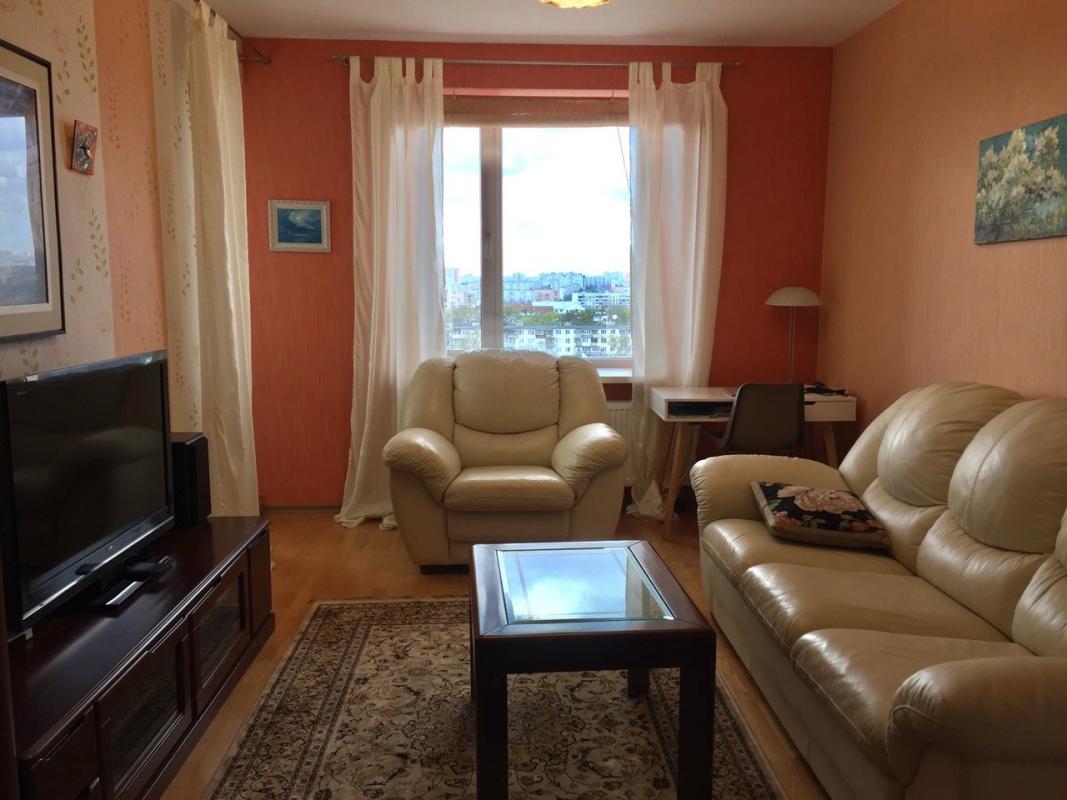 Long term rent 3 bedroom-(s) apartment Starytskoho Street 23а