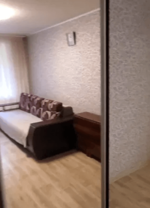 Long term rent 2 bedroom-(s) apartment Dmytra Kotsyubayla Street (Derzhavinska Street) 2