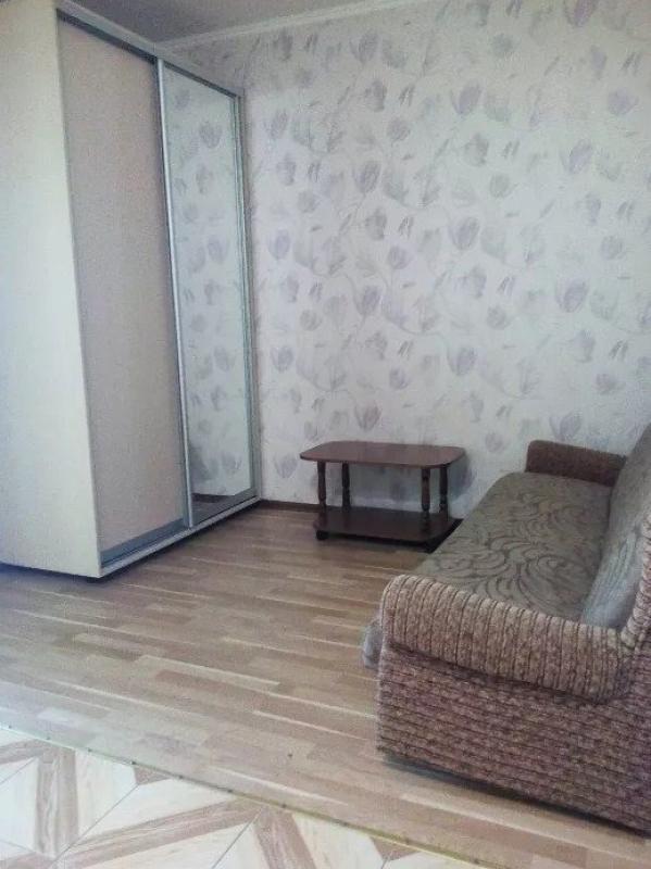 Долгосрочная аренда 2 комнатной квартиры Малиновская ул. 19