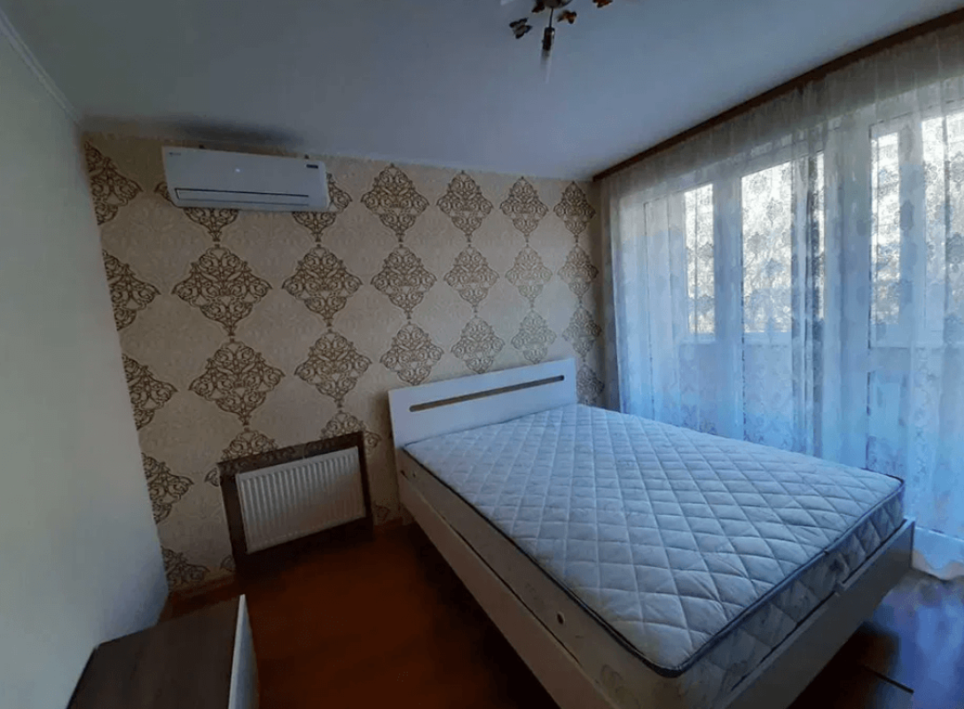 Продажа 3 комнатной квартиры 67 кв. м, Космическая ул. 27