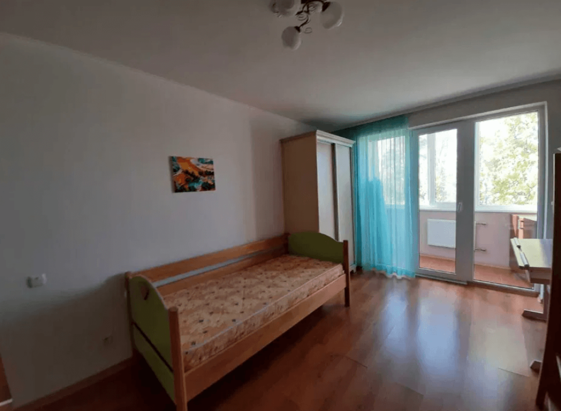 Sale 3 bedroom-(s) apartment 67 sq. m., Kosmichna Street 27