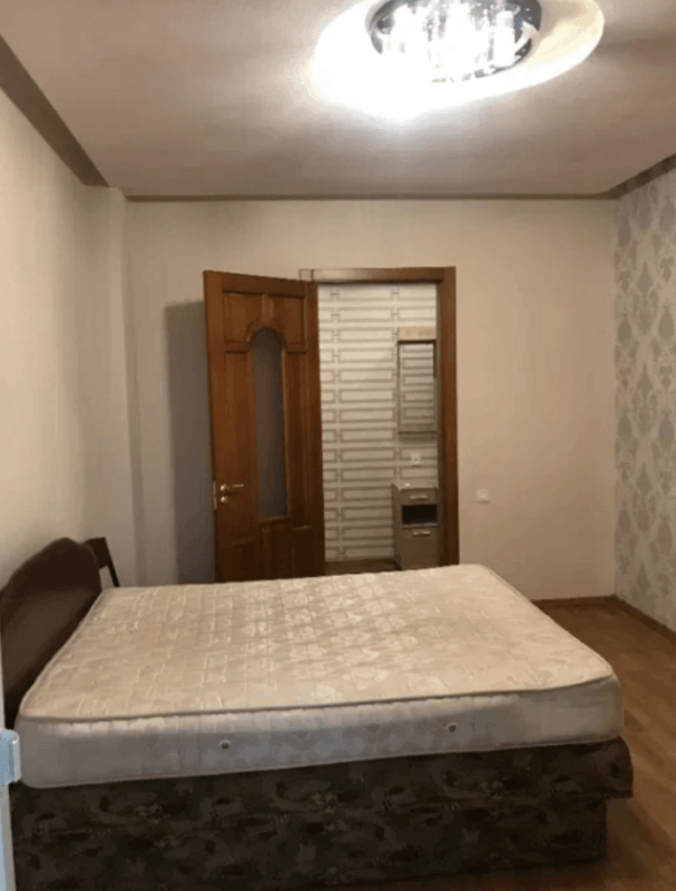 Довгострокова оренда 2 кімнатної квартири Данилевського вул. 38