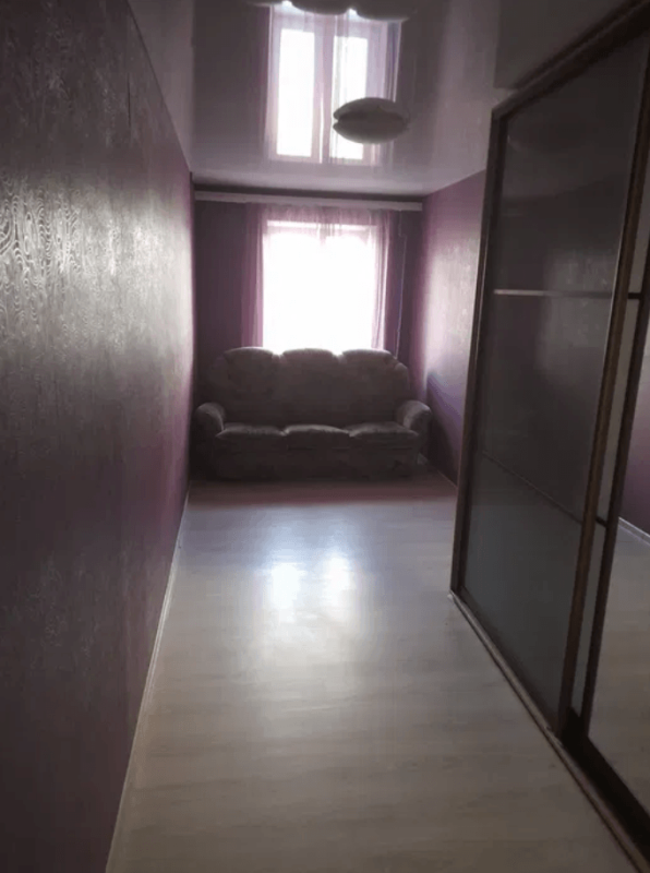 Long term rent 3 bedroom-(s) apartment Kharkivska Embarkment 9