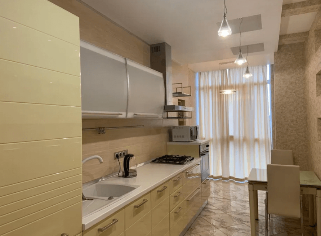Long term rent 2 bedroom-(s) apartment Yaroslava Mudrogo Street (Petrovskoho Street) 30а