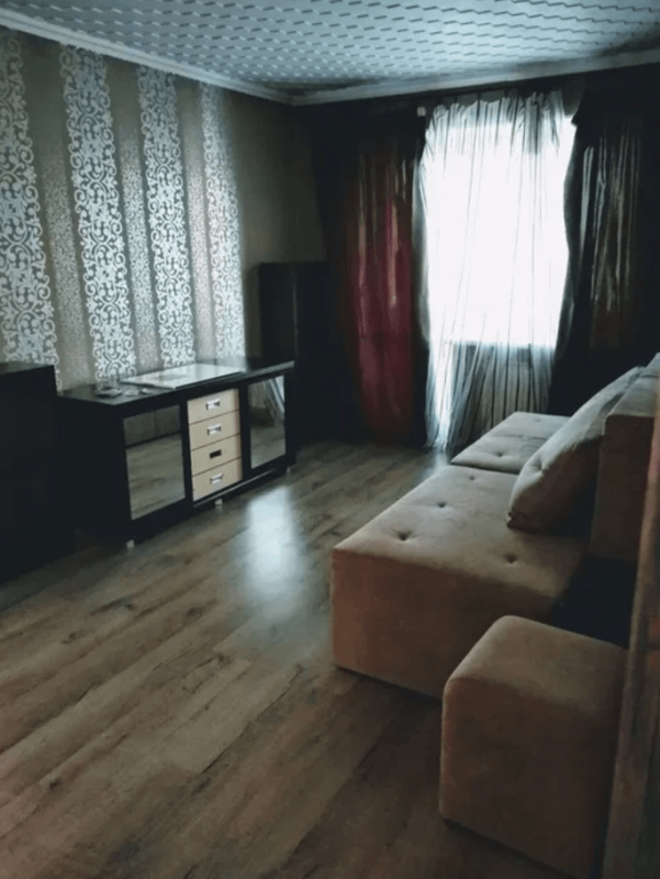 Long term rent 2 bedroom-(s) apartment Kosmichna Street 24а