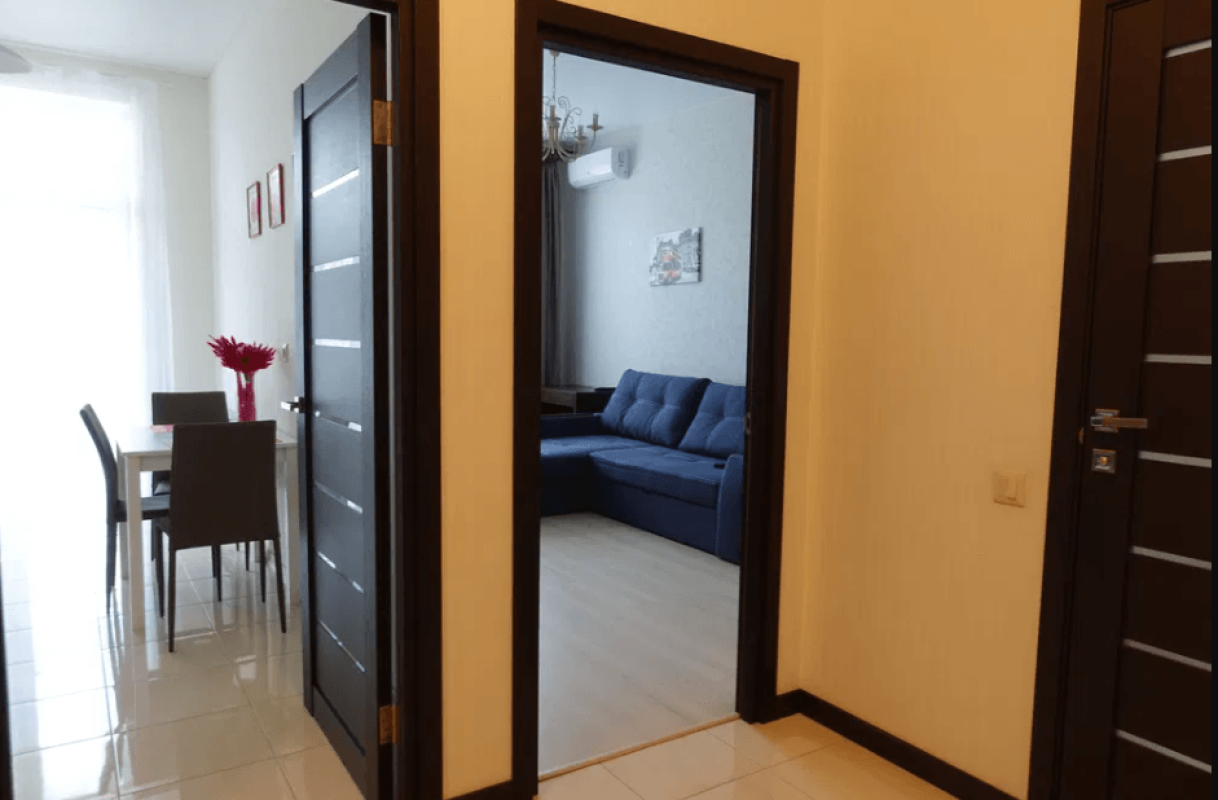 Long term rent 1 bedroom-(s) apartment Saperne Pole Street