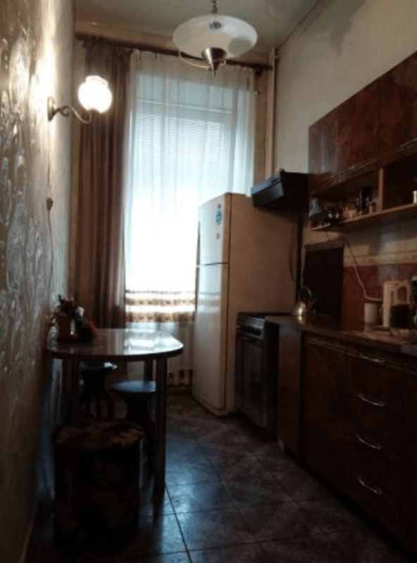 Long term rent 3 bedroom-(s) apartment Sumska Street 47