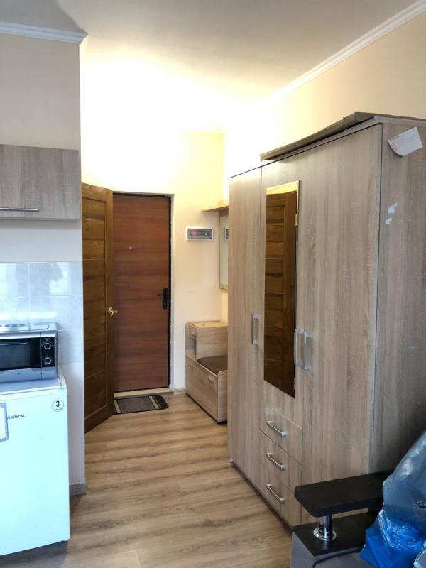 Long term rent 1 bedroom-(s) apartment Kontorska street (Chervonozhovtneva Street) 15